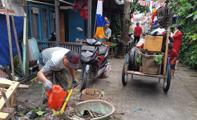 Kegiatan Probebaya Kelurahan Pelabuhan Kerja Bakti RT   ( RT. 33, 05, 34, 32 ) dan warga Kelurahan Pelabuhan